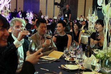 慈善晚宴吃瓜视频下载,揭秘幕后精彩瞬间